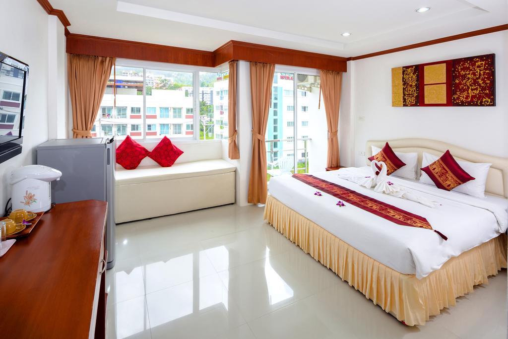 Phusita House 2 Hotel Patong Exterior photo