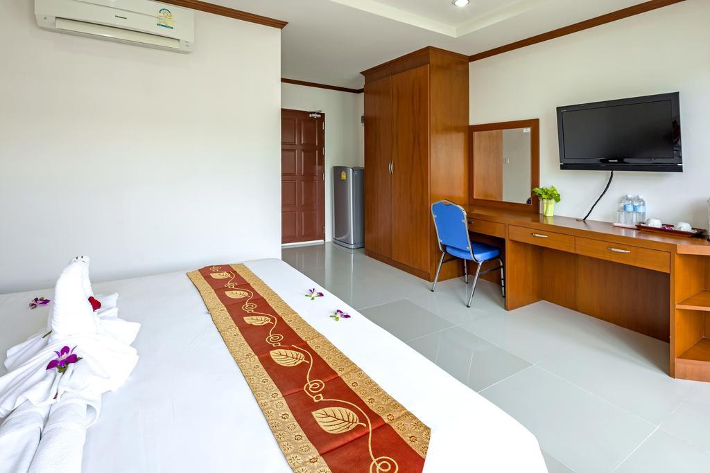 Phusita House 2 Hotel Patong Exterior photo
